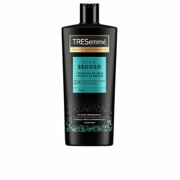 Shampooing Tresemme...