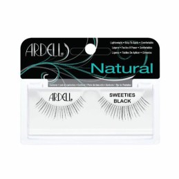 Set of false eyelashes...