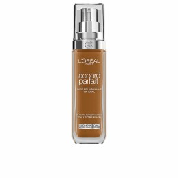 Base de maquillage liquide...